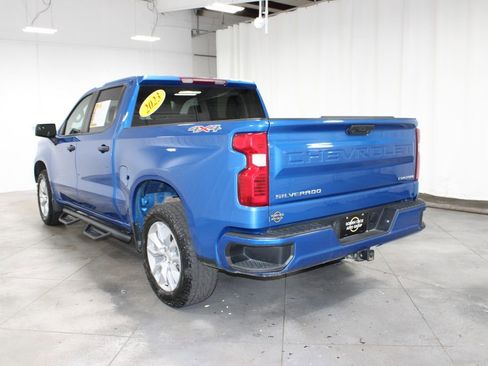 Used 2023 Chevrolet Silverado 1500 Custom image 7