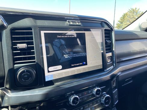 New 2025 Ford F350 Lariat w/ Lariat Ultimate Package image 9