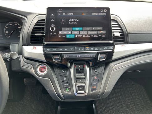 Used 2025 Honda Odyssey EX-L image 30