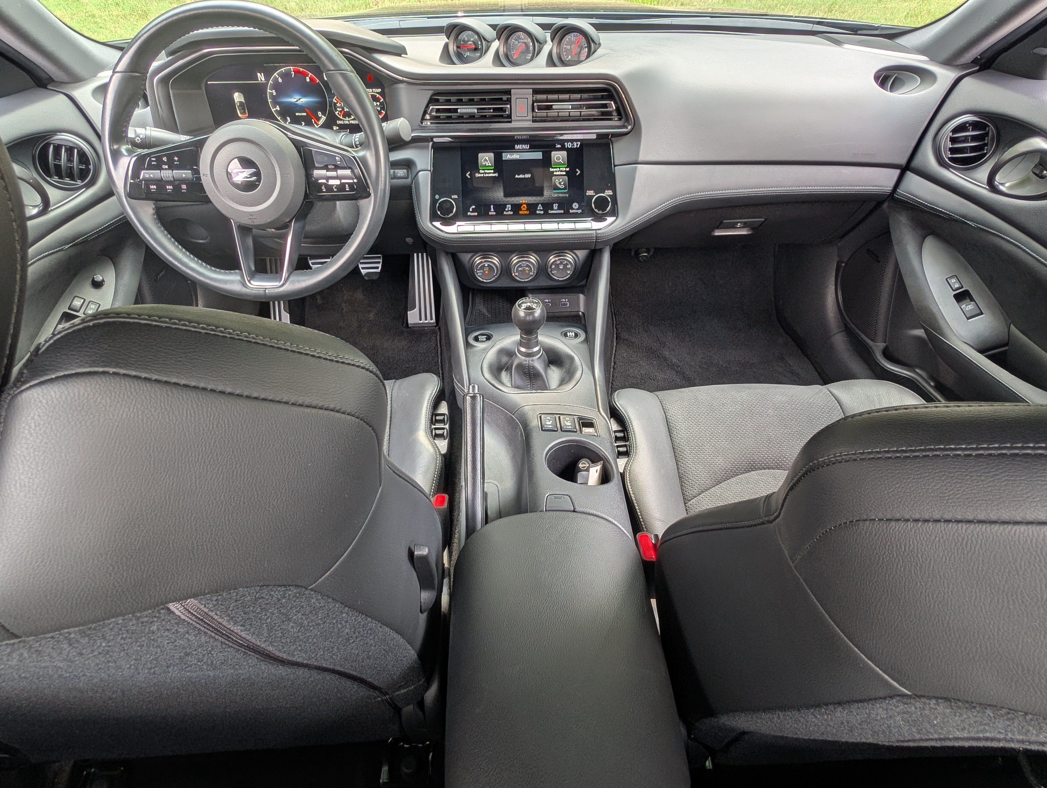 Used 2024 Nissan Z Performance w/ Floor Mat Package RWD image 20