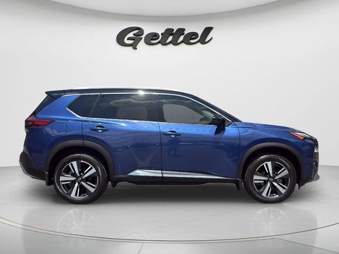 Used 2022 Nissan Rogue Platinum w/ Head-Up Display Package AWD/4WD image 4