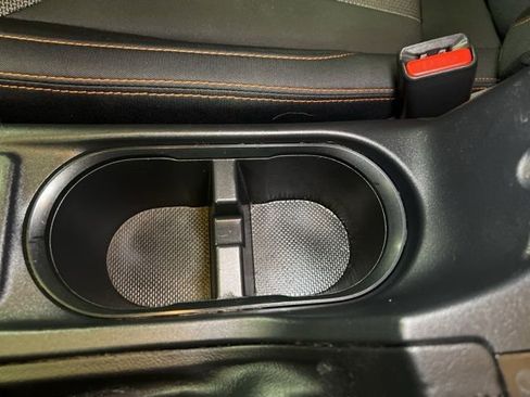 Used 2022 Subaru Crosstrek 2.0i Premium w/ Moonroof Package image 25