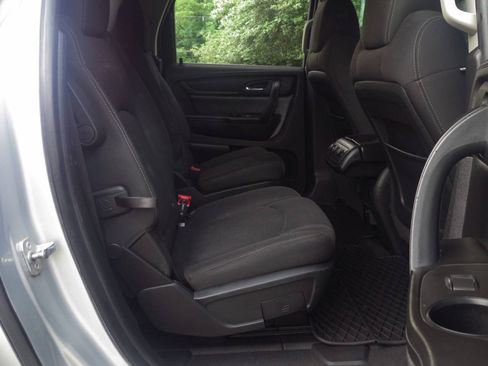 Used 2014 GMC Acadia SLE AWD/4WD image 8