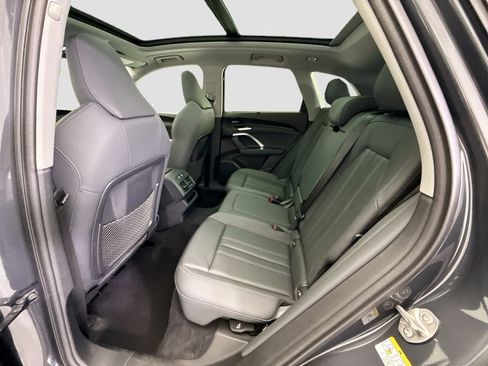 Used 2025 Audi Q5 Premium Plus w/ Premium Plus AWD/4WD image 20