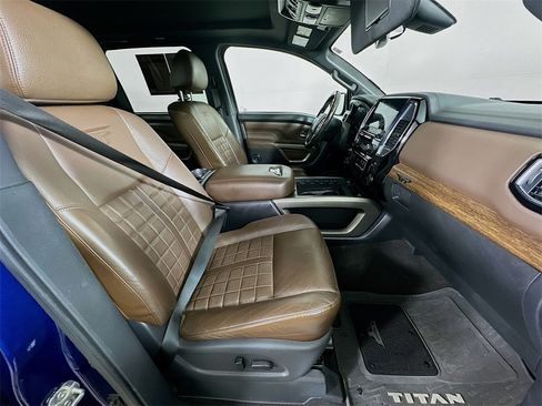 Used 2020 Nissan Titan Platinum Reserve w/ Moonroof Package image 12