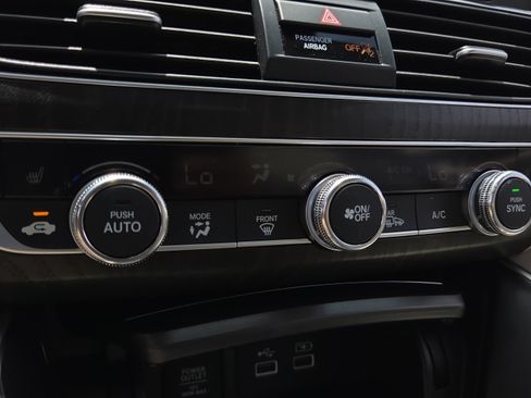 Certified 2021 Honda Accord Touring image 30