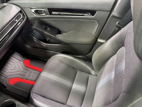 Used 2025 Honda Civic Sport image 11