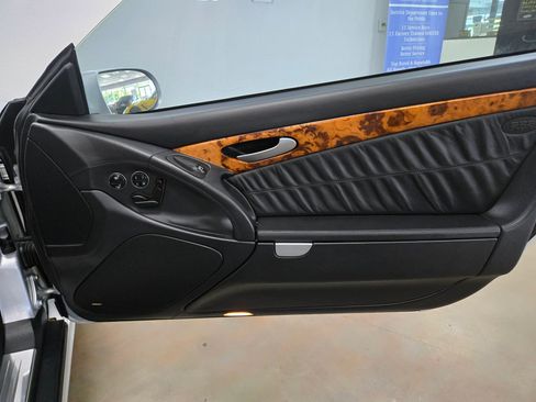 Used 2007 Mercedes-Benz SL 600 image 19