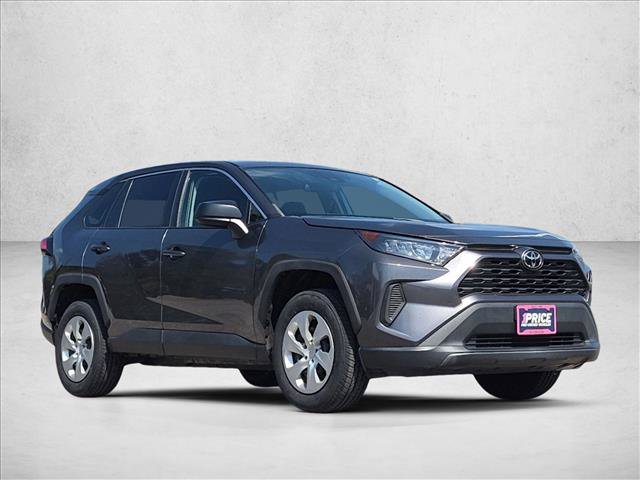 Used 2022 Toyota RAV4 LE AWD/4WD image 3