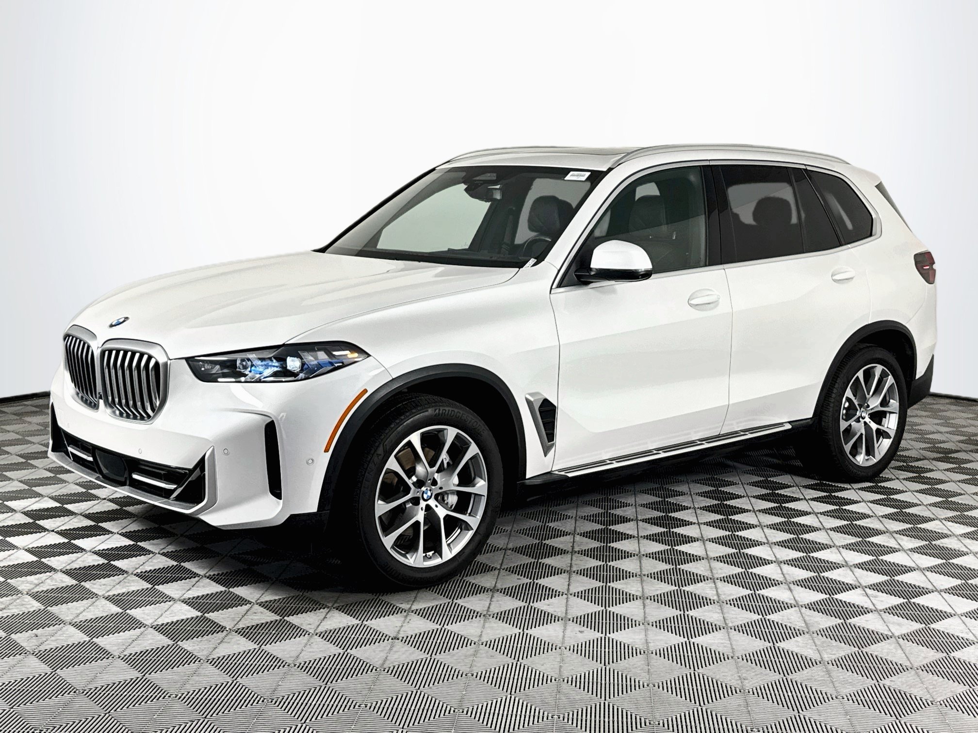 Used 2024 BMW X5 sDrive40i RWD image 71