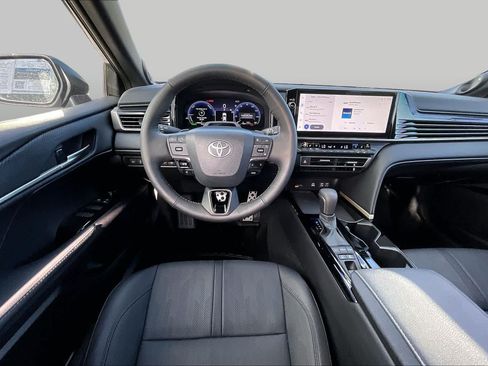 Used 2026 Toyota Camry XSE w/ Premium Plus Package FWD image 6