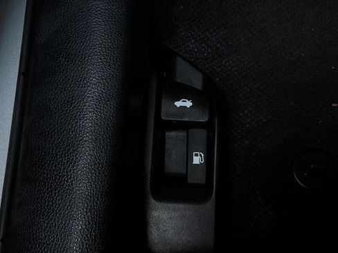 Used 2026 Toyota Corolla SE FWD image 24