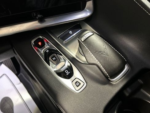 Used 2025 Chevrolet Corvette Stingray Coupe w/ 1LT image 20