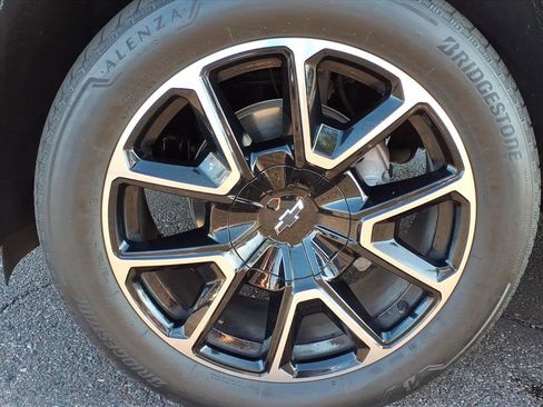 Used 2023 Chevrolet Tahoe RST w/ Luxury Package image 9