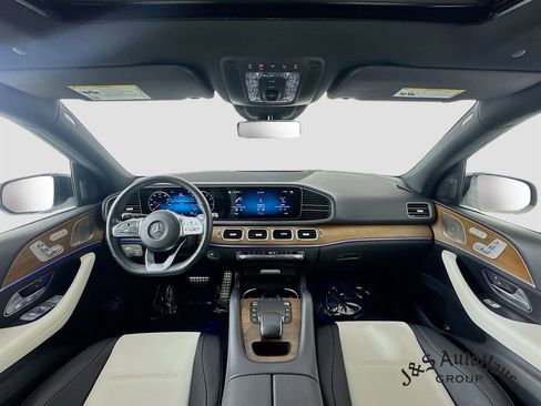 Used 2022 Mercedes-Benz GLE 350 4MATIC w/ AMG Line Exterior image 28