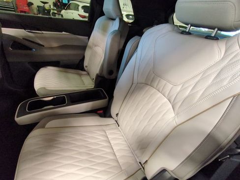 Used 2026 INFINITI QX60 Autograph w/ Dark Cargo Package image 18