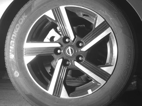 Used 2025 Nissan Sentra SV image 15