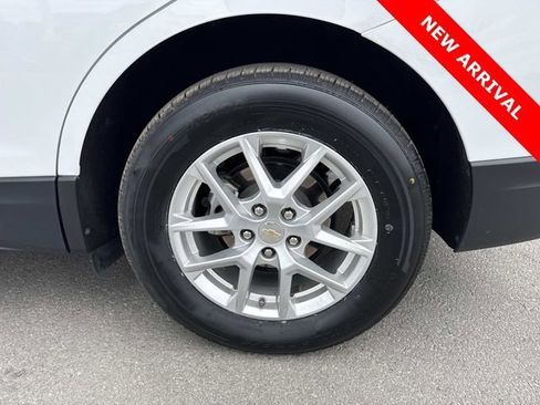 Used 2022 Chevrolet Equinox LS w/ LS Convenience Package image 31