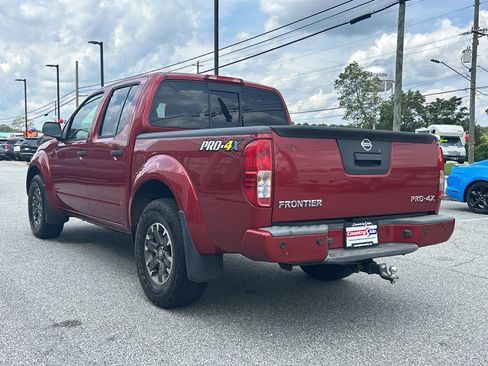 Used 2018 Nissan Frontier PRO-4X image 7