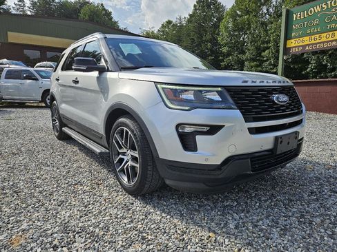 Used 2018 Ford Explorer Sport w/ Equipment Group 401A AWD/4WD image 2