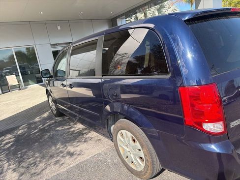 Used 2016 Dodge Grand Caravan SE w/ Quick Order Package 29E SE image 6