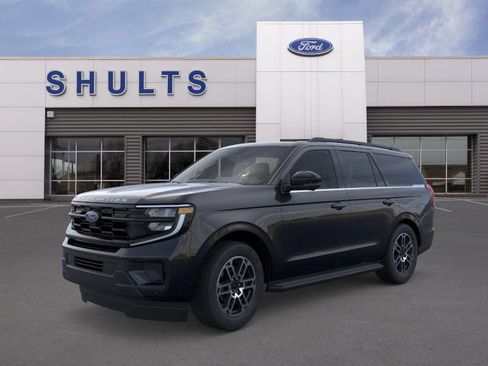 New 2025 Ford Expedition Active image 1