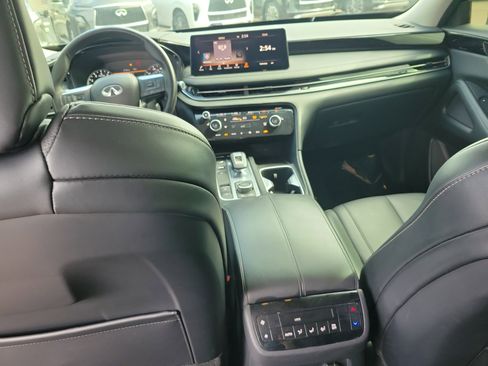 Used 2024 INFINITI QX60 Pure image 10