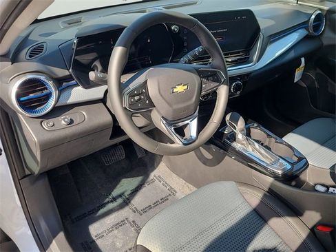 New 2026 Chevrolet Trax LT w/ Driver Confidence Package image 20