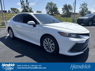 Used 2021 Toyota Camry LE image 1