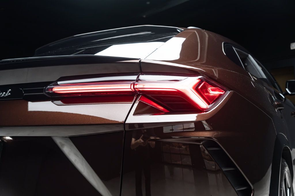 Used 2022 Lamborghini Urus AWD/4WD image 11
