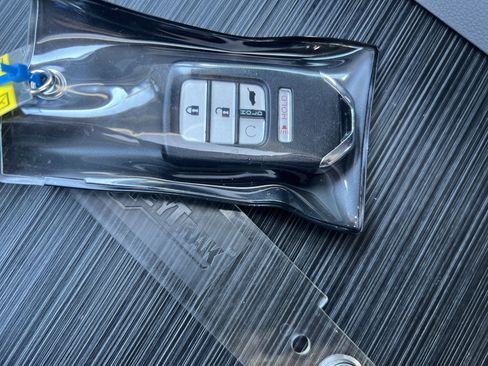 Used 2019 Honda Pilot Touring image 35