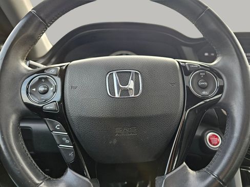 Used 2017 Honda Accord EX-L image 3