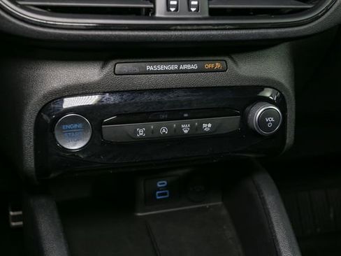 Used 2023 Ford Escape ST-Line w/ Tech Pack #1 AWD/4WD image 29