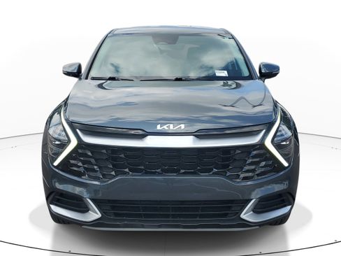 Used 2024 Kia Sportage EX FWD image 2