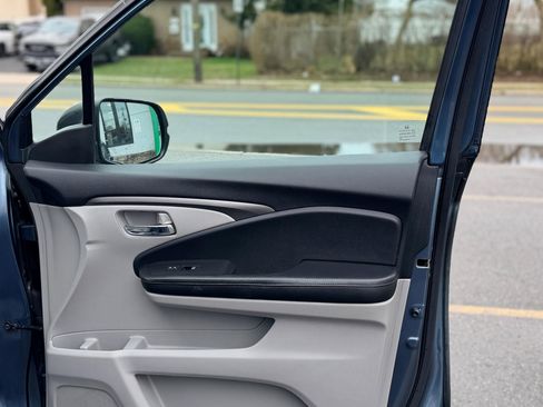 Used 2017 Honda Pilot EX-L image 32