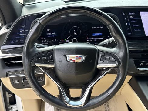 Used 2023 Cadillac Escalade Premium Luxury w/ Performance Package AWD/4WD image 32