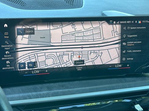 Used 2023 BMW X7 xDrive40i w/ Premium Package image 23