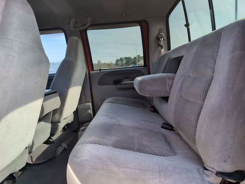 Used 2001 Ford F350 2WD Crew Cab DRW Super Duty image 29