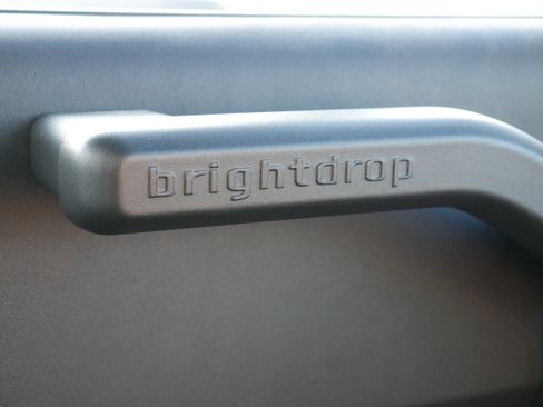 New 2025 Chevrolet Brightdrop 600 w/ Power Door Package image 32