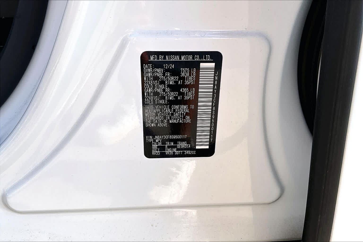 Used 2025 Nissan Armada Platinum Reserve RWD image 35