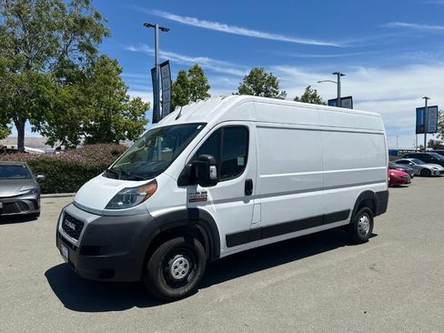 Used 2022 RAM ProMaster 2500 FWD image 5