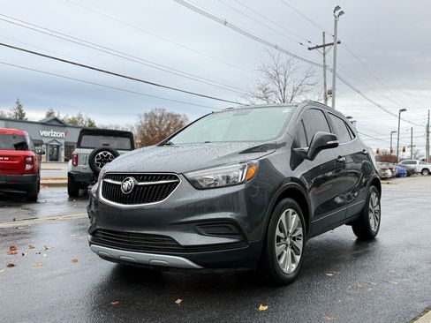 Used 2017 Buick Encore Preferred image 2