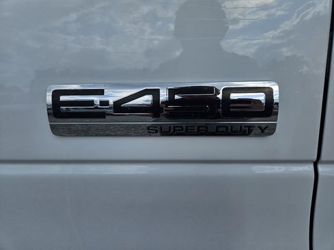 Used 2022 Ford E-450 and Econoline 450 Super Duty w/ Power Windows & Locks Group RWD image 49
