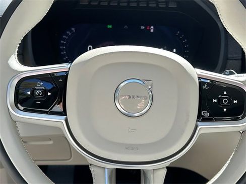 New 2026 Volvo XC90 B6 Ultra w/ Protection Package image 11