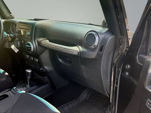 Used 2014 Jeep Wrangler Sport AWD/4WD image 22