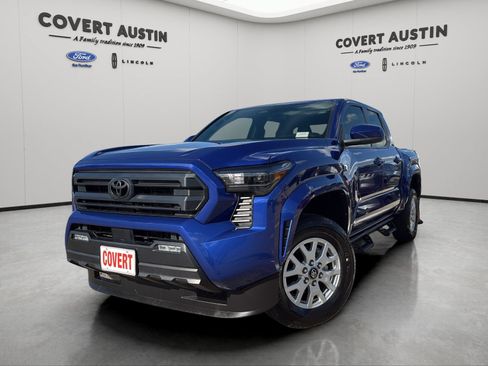Used 2025 Toyota Tacoma SR5 RWD image 1