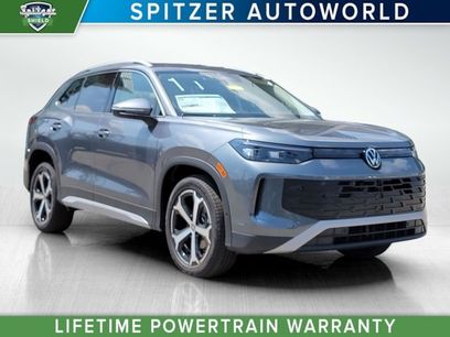 New 2025 Volkswagen Tiguan SE