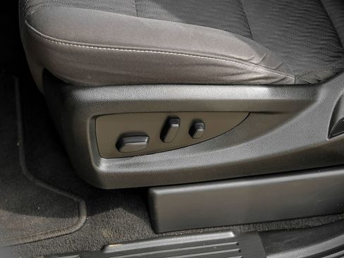 Used 2020 Chevrolet Tahoe LS RWD image 33