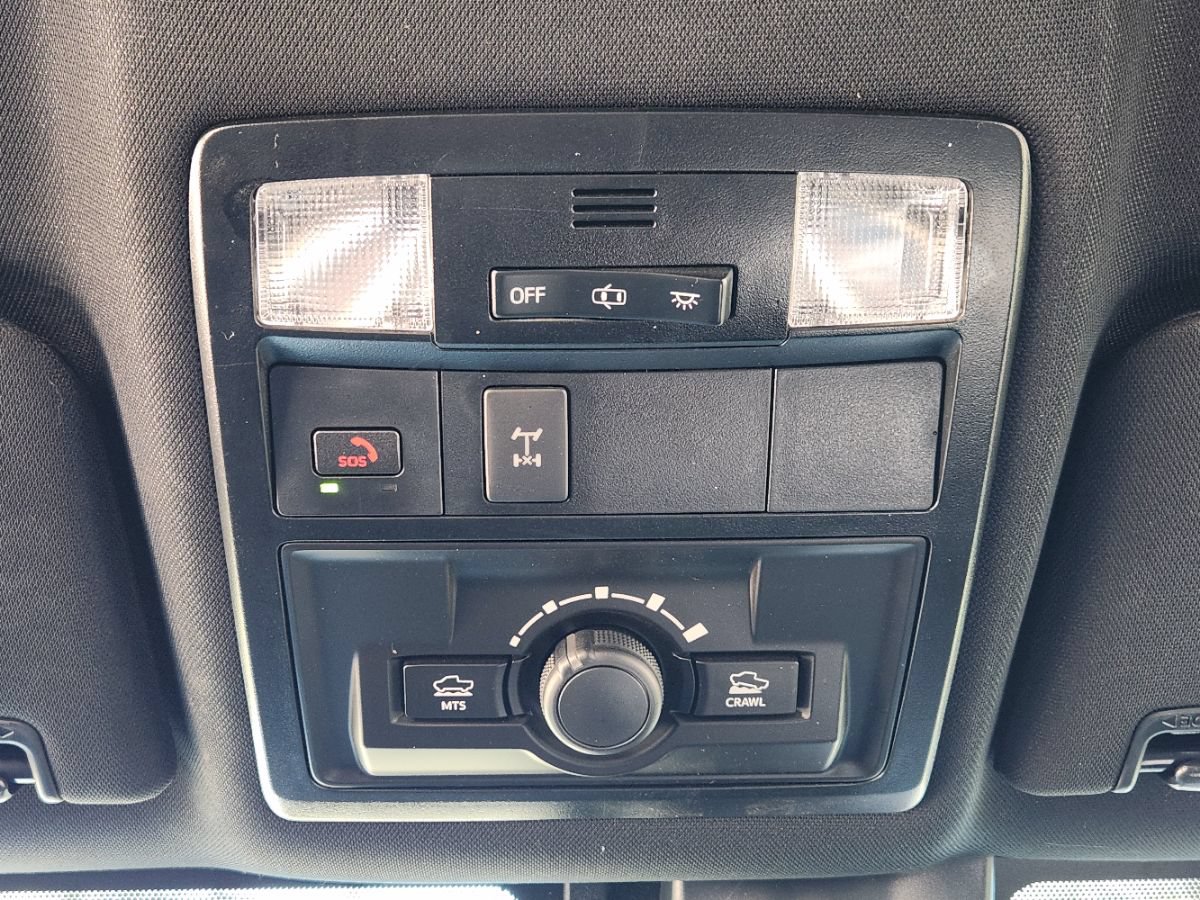 Used 2022 Toyota Tacoma TRD Off-Road AWD/4WD image 52