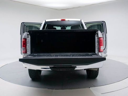 Used 2017 Ford F150 XLT image 20